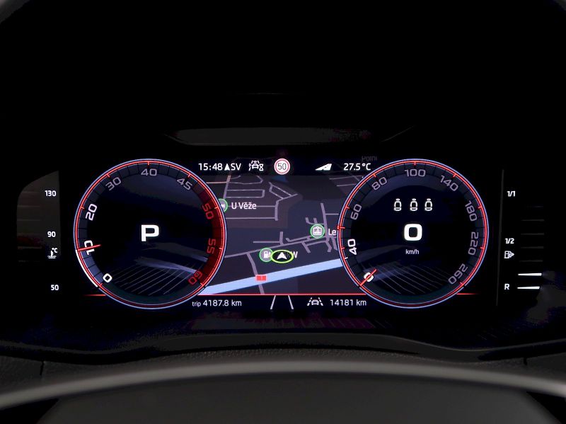 Škoda Karoq (2026) SPORTLINE 2.0TDI 110KW 4x4 DSG - fotka 17 z 45