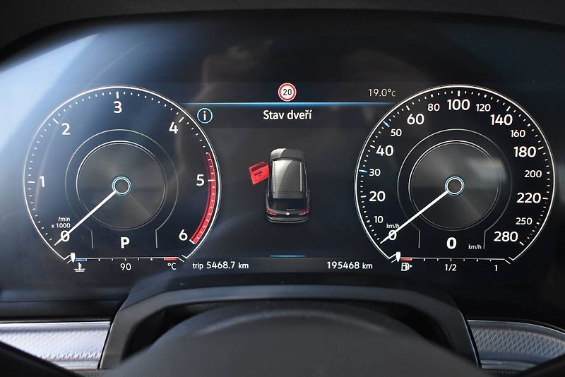 Volkswagen Touareg (2022) 3.0TDI 210kW 4Motion, LED Matr - fotka 17 z 32