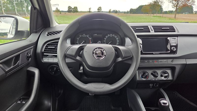 Škoda Fabia (2021) 1.0MPI 44 kW Active CZ DPH - fotka 17 z 20