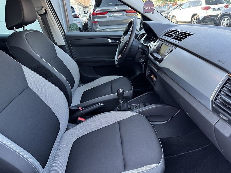 Škoda Fabia (2016) 1.2TSi Scout Digi Klima - fotka 15 z 44