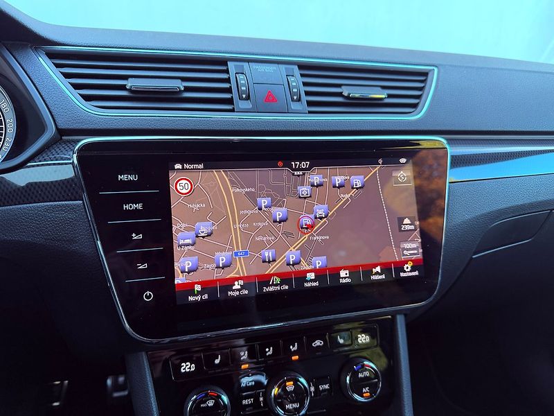 Škoda Superb 2.0 TDi DSG SportLine 4x4, Ser - fotka 25 z 35