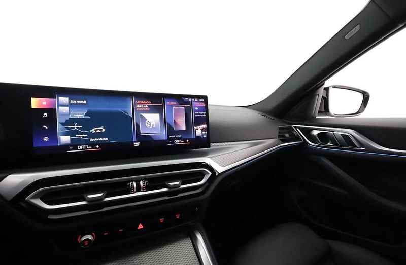 BMW i4 M50 xDrive GC 360k HuD Tažné  - fotka 25 z 29