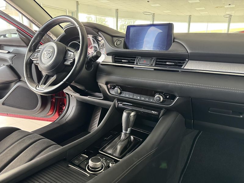 Mazda 6 2,2Skyactiv-D*AUT*LED*Head-UP - fotka 14 z 34