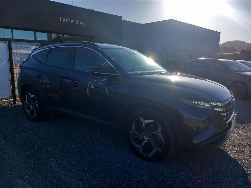 Hyundai Tucson 1,6 T-GDI PHEV 4WD ST. PREMIUM - fotografie inzerátu