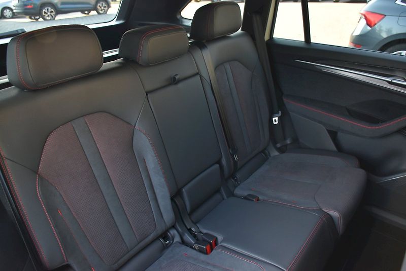 Škoda Kodiaq (2026) RS 2,0 TSI 195 kW 7-stup. auto - fotka 35 z 46