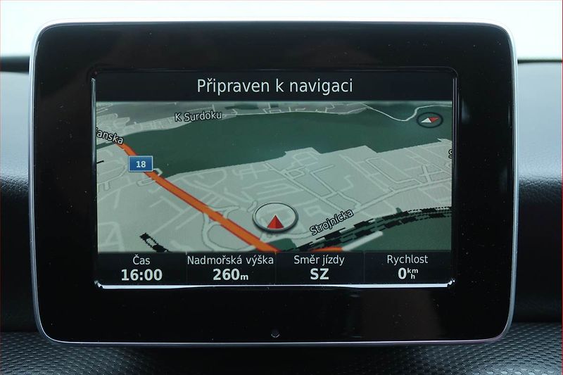 Mercedes-Benz Třídy A (2017) A 200 d, Automat, Navi - fotka 16 z 23