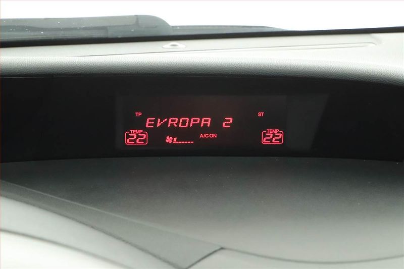 Honda Civic (2008) 2.0 Type-R, Serv.kniha - fotka 9 z 16