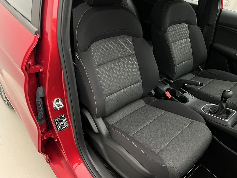 MG MG3 1.5 ICE EXCITE CZ 1.maj. - fotka 17 z 38