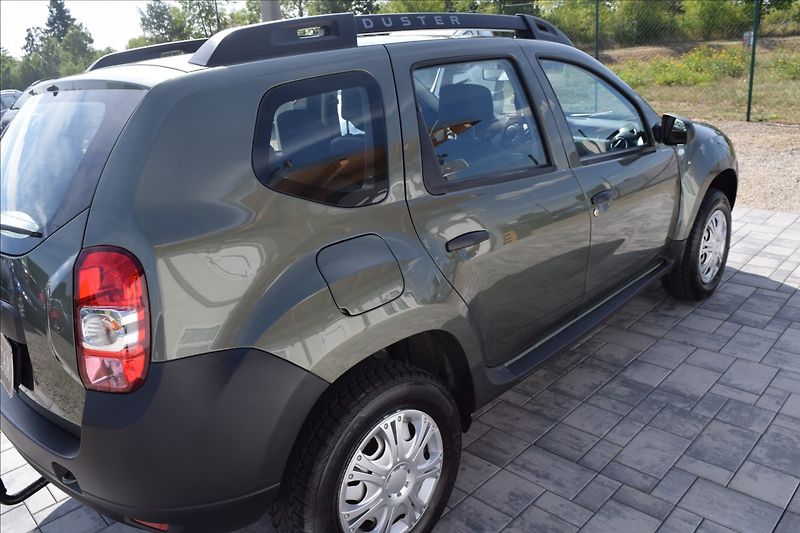 Dacia Duster 1,6 I 77KW NÍZKÉ KM 2XKOLA TOP - fotka 5 z 44