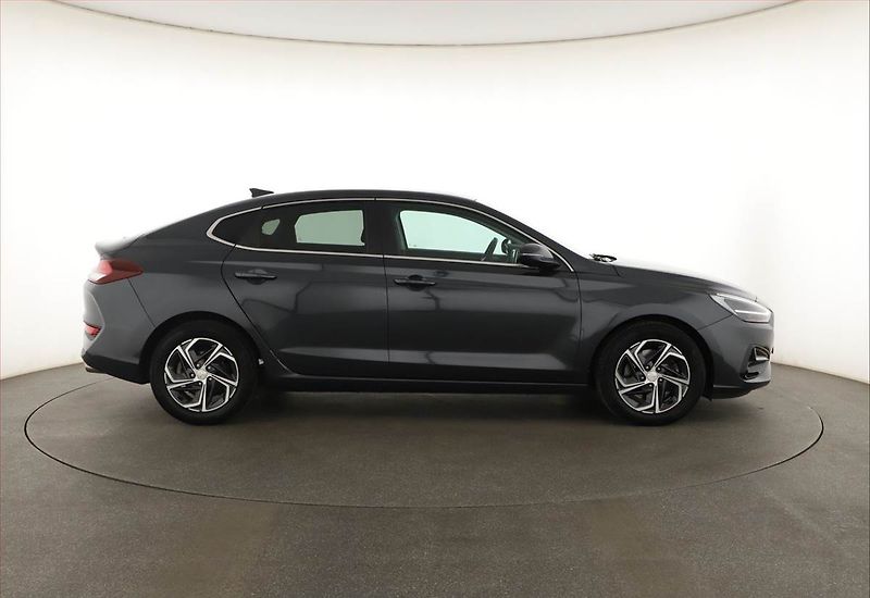 Hyundai i30 (2023) SMART 1.0 T-GDI, Automat, ČR - fotka 6 z 19