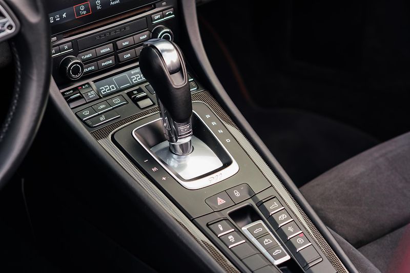 Porsche 911 Carrera 4 GTS Lift 331kWCabrio - fotka 39 z 52