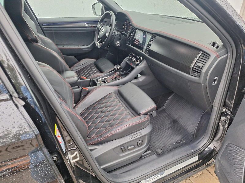 Škoda Kodiaq (2023) 2.0TSI / 180 kW / 7DSG / 4x4 / - fotka 27 z 35