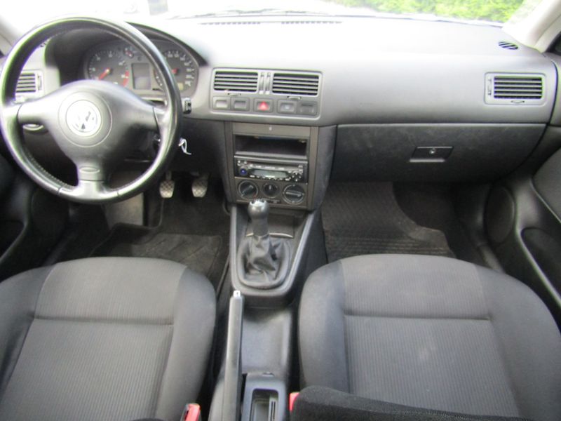 Volkswagen Bora (2000) 1.9 TDI 66kW  BEZ KOROZE - fotka 15 z 33