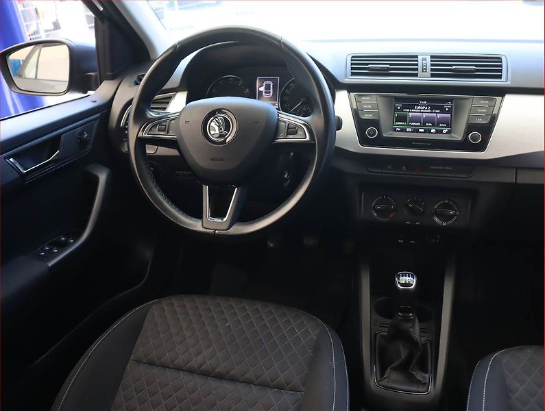 Škoda Fabia (2018) Ambition 1.0 TSI, Tempomat - fotka 7 z 18