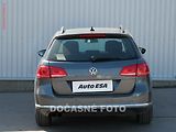 Volkswagen Passat (2014) 2.0 TDi, Navi, xenon - náhled 4