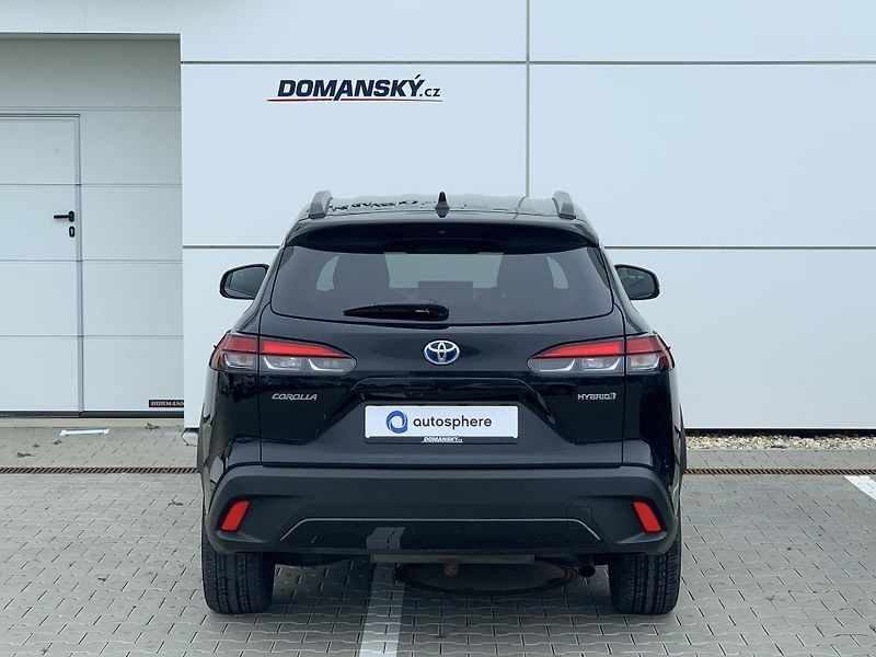 Toyota Corolla Cross STYLE TECH 2.0 HEV 143kW AT - fotka 12 z 32
