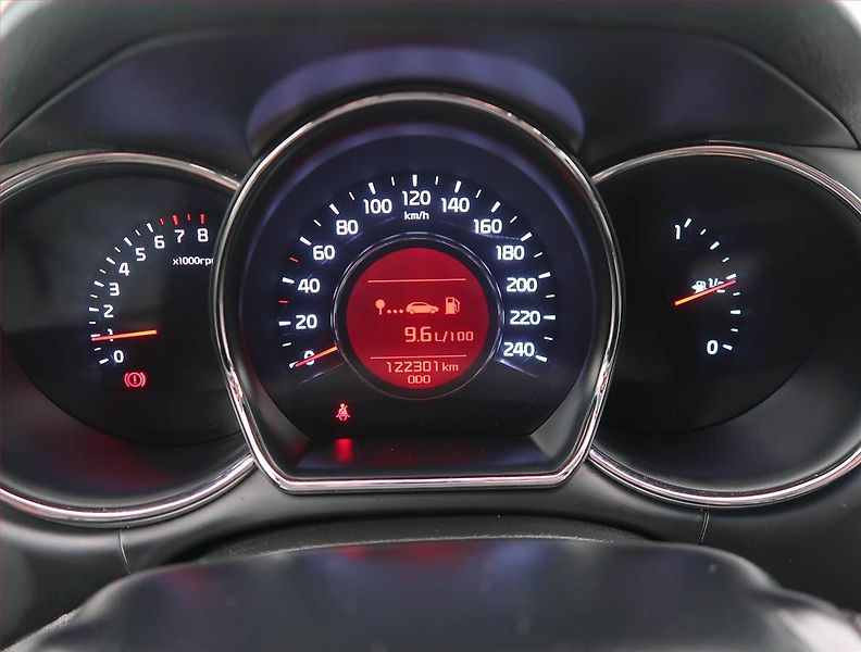 Kia Ceed (2012) 1.6 GDI, Serv.kniha, Tempomat - fotka 11 z 13