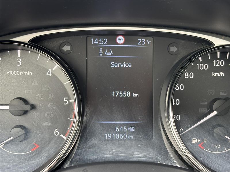 Nissan X-Trail 1,6 D PLNÝ SERVIS 360° PANORAM - fotka 43 z 44