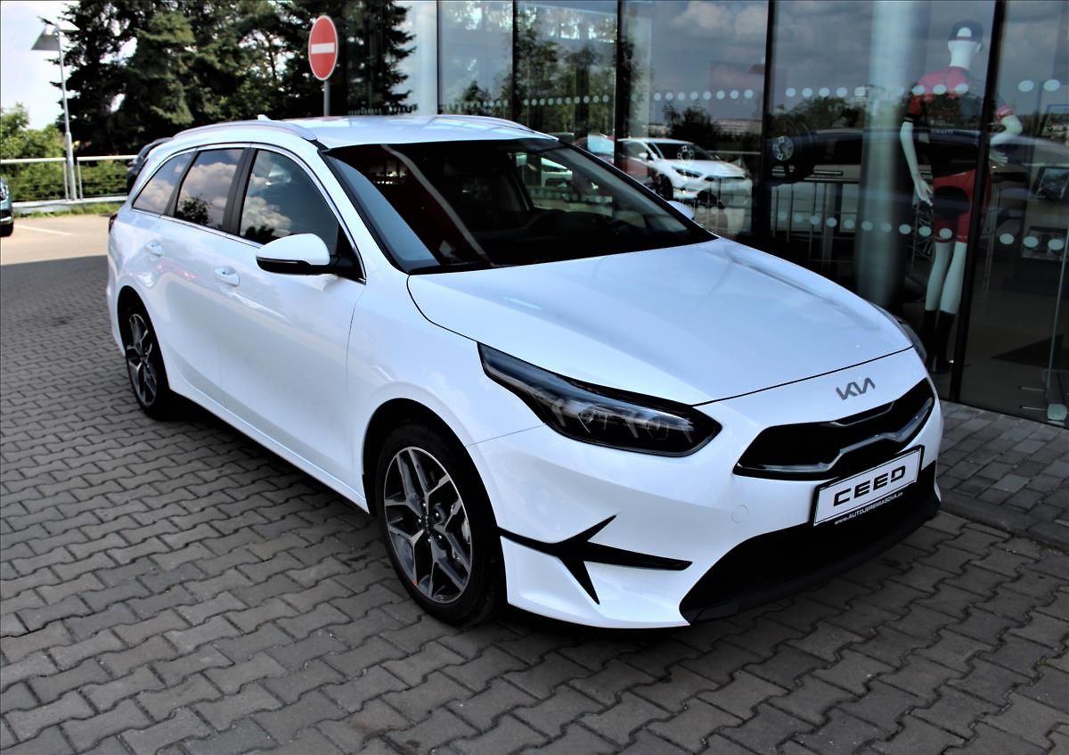 Kia Ceed 1,5 T-GDi GPF  TOP