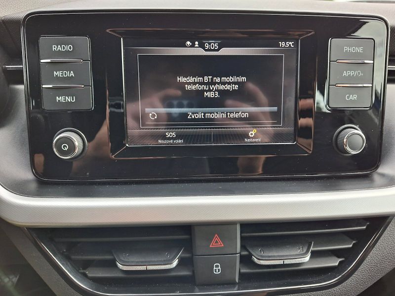 Škoda Scala (2019) Ambition 1,0TSi 85kW - fotka 24 z 29