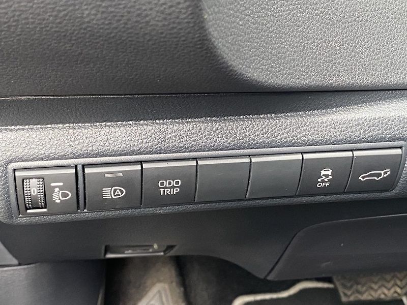 Toyota Corolla 1.8HEV, ČR, Style, záruka - fotka 14 z 15