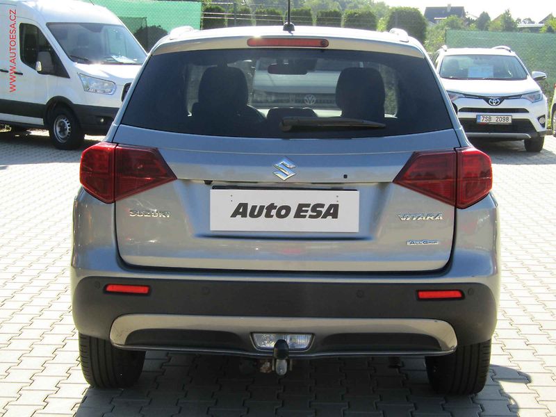 Suzuki Vitara (2018) 1.4 BJet allgrip, 2.maj,ČR - fotka 5 z 16