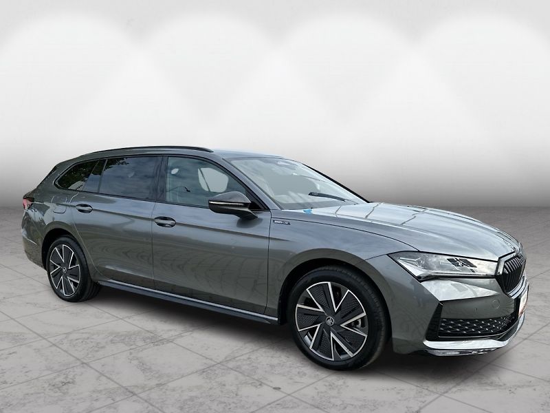 Škoda Superb iV 1,5 TSI / 150 kW Sportline, - fotka 8 z 25