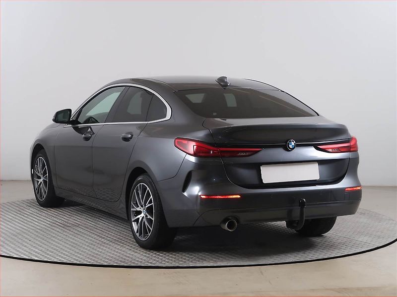 BMW Řada 2 (2020) 218i Gran Coupé - fotka 4 z 18