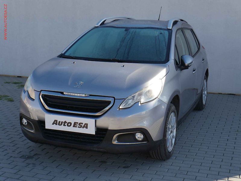 Peugeot 2008 (2015) 1.2 PT, 2.maj,ČR, Active - fotka 3 z 19