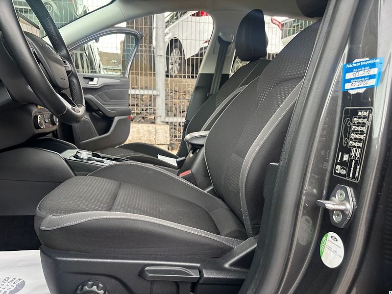 Ford Focus 1.5TDCi/23/TITAN-1M-AT-AKCE26 - fotka 26 z 57
