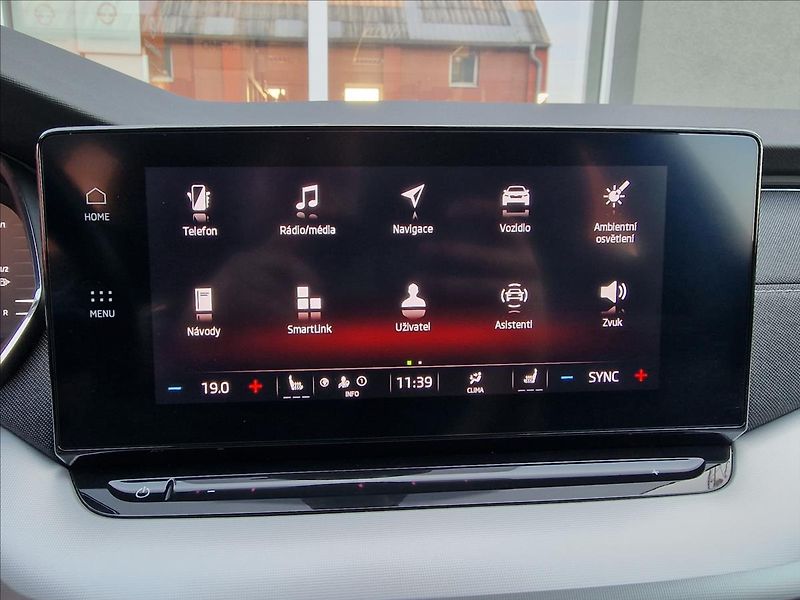 Škoda Octavia 2.0TDI Style, původ ČR,1.Maj. - fotka 25 z 50