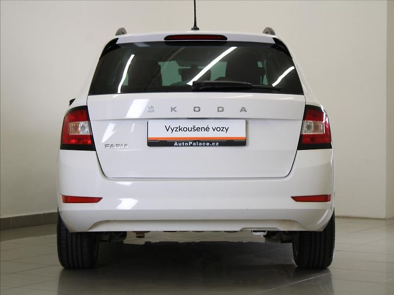 Škoda Fabia 1,0 TSi 70kW Ambition 20tkm.ČR - fotka 4 z 24