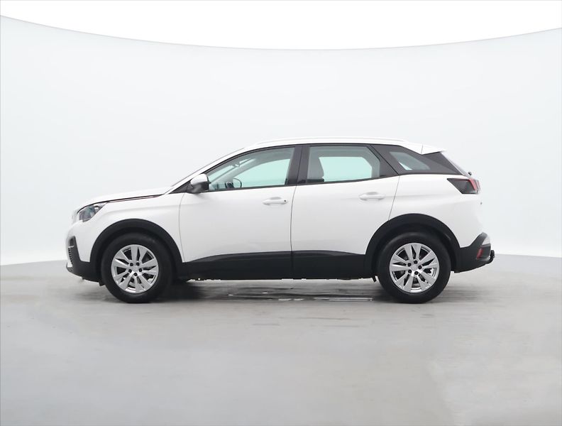 Peugeot 3008 1.2 PureTech 96kW CZ DPH - fotka 4 z 28