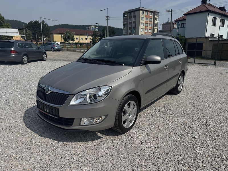 Škoda Fabia 1.2TSi,rezervace  - fotka 1 z 36