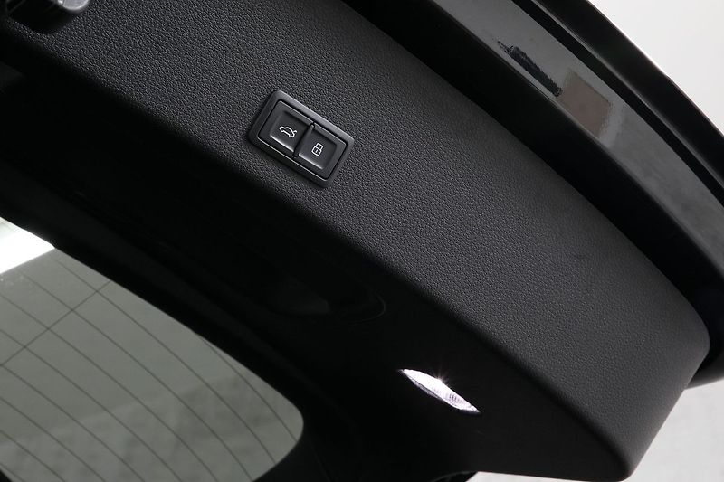 Audi e-tron 55 300kW Matrix NightV ZÁRUKA - fotka 36 z 38