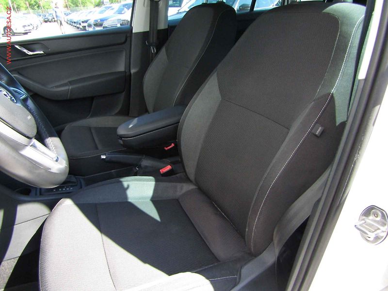 Škoda Rapid (2014) 1.6 TDi, ČR, Ambition, DSG - fotka 9 z 15