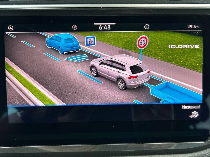 Volkswagen Tiguan (2020) 1.5 TSI Life - fotka 22 z 32