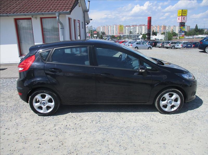 Ford Fiesta 1,2 i, klima, serv. kniha, - fotka 5 z 31