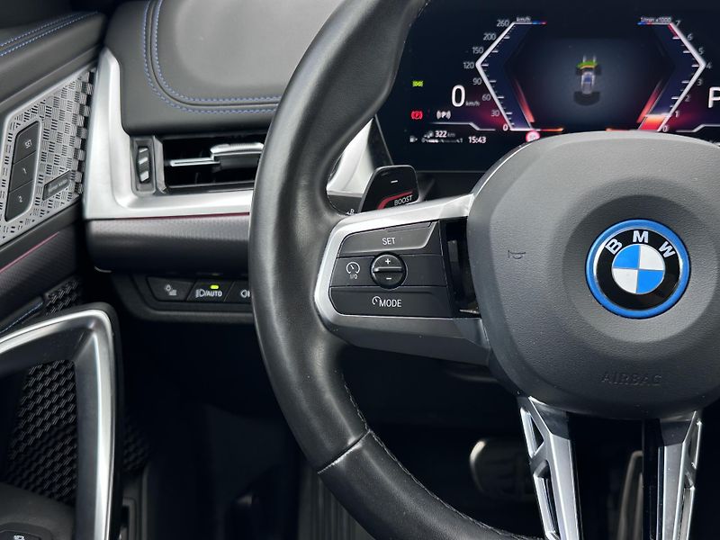 BMW X1 xDrive30e M-Sport - fotka 11 z 28
