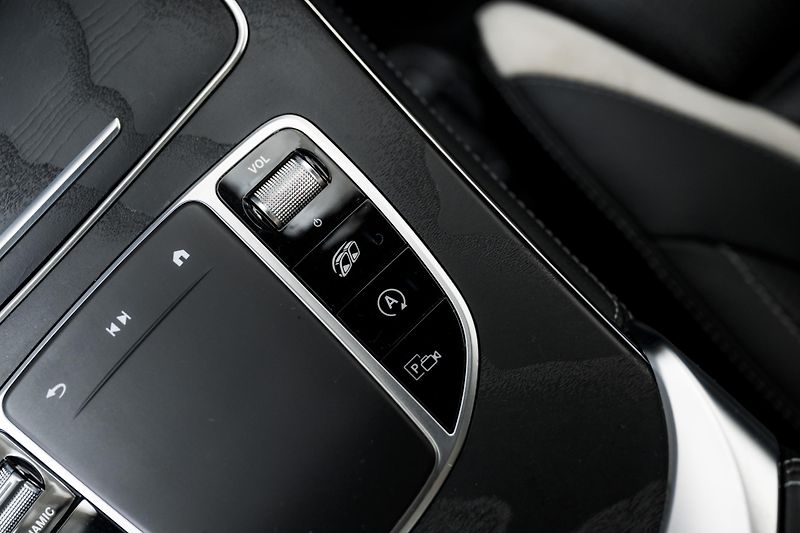 Mercedes-Benz GLC 63S 4M*Aerodymic AMG - fotka 35 z 51