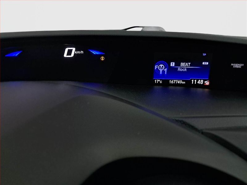 Honda Civic (2015) 1.6 i-DTEC, Tempomat - fotka 11 z 17