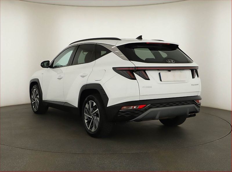 Hyundai Tucson (2021) 1.6 T-GDI 48V MHEV - fotka 4 z 14