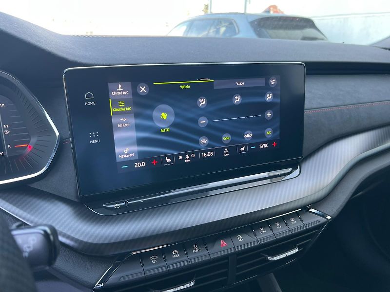 Škoda Octavia RS 2,0 TDI 147 KW 4x4 DSG - fotka 18 z 29