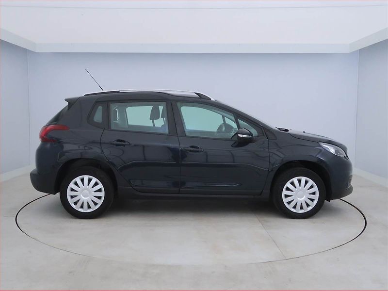 Peugeot 2008 (2018) 1.2 PureTech, ČR,1.maj - fotka 6 z 19