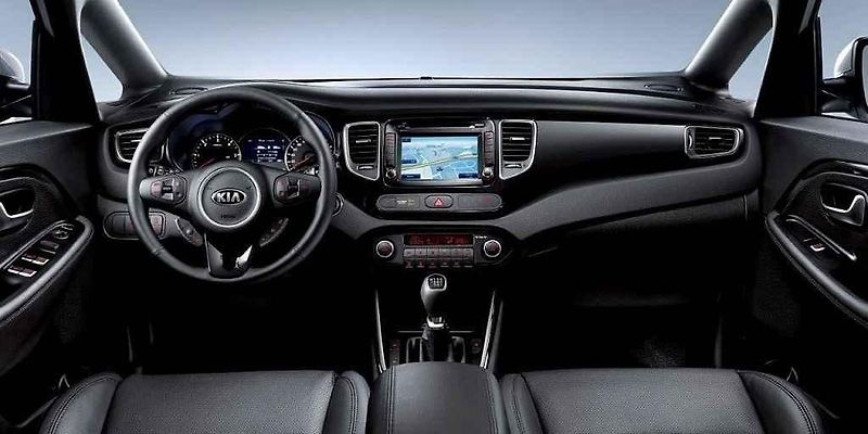 Kia Carens.