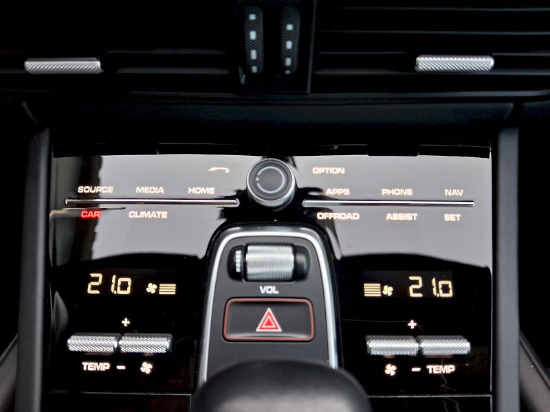 Porsche Cayenne (2023) GTS 4,0 338kW - fotka 35 z 35