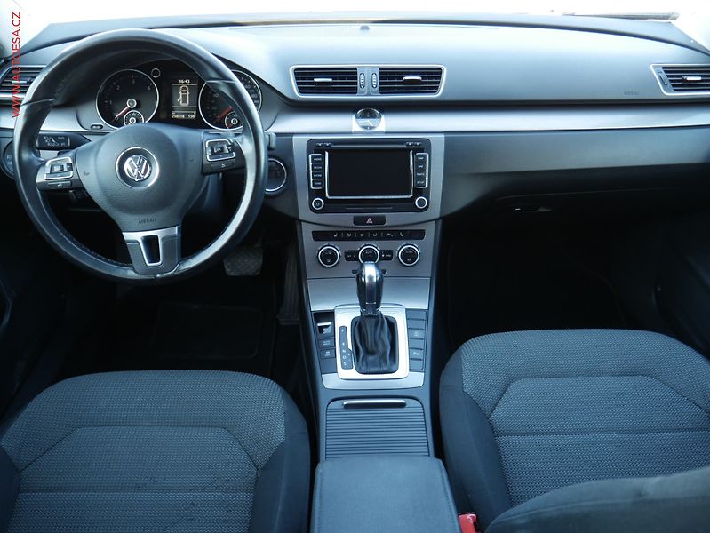 Volkswagen Passat (2013) 2.0TDi, Comfortline, DSG - fotka 7 z 20
