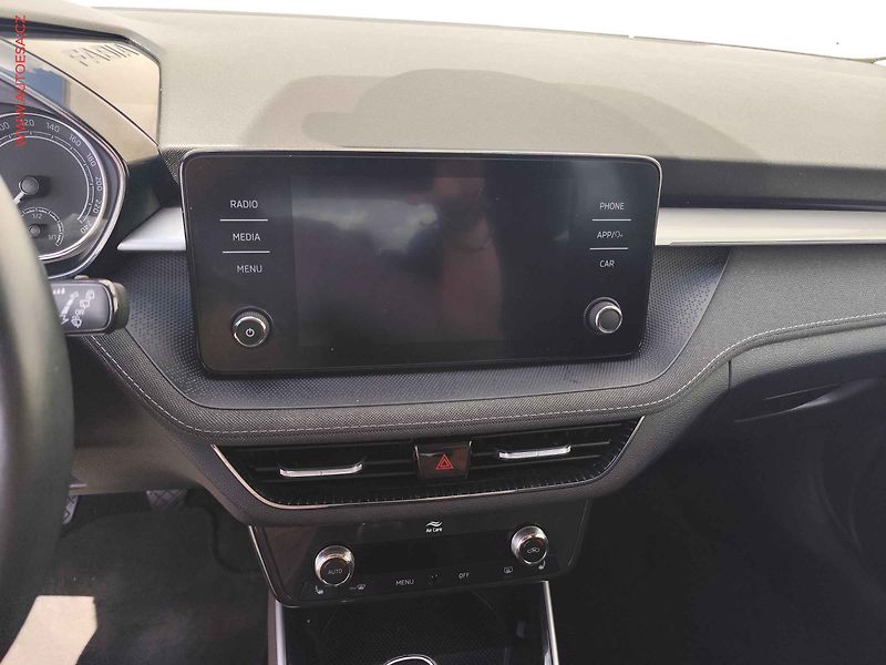 Škoda Fabia (2022) 1.0 TSi, 1.maj,ČR, Style - fotka 11 z 24