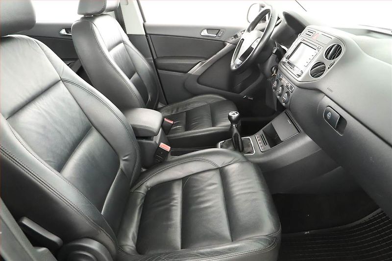 Volkswagen Tiguan (2008) 1.4 TSI, 4X4, Xenony - fotka 7 z 19