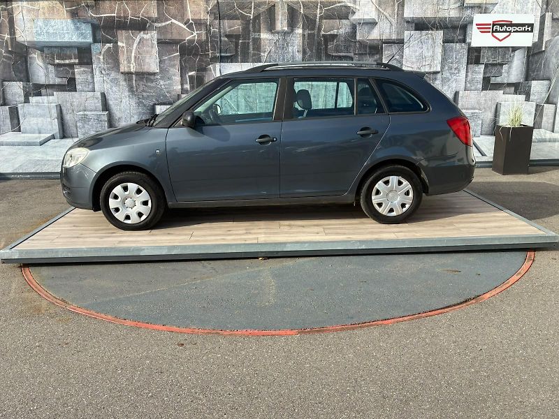 Škoda Fabia (2009) 1.2HTP, 51KW - fotka 4 z 18